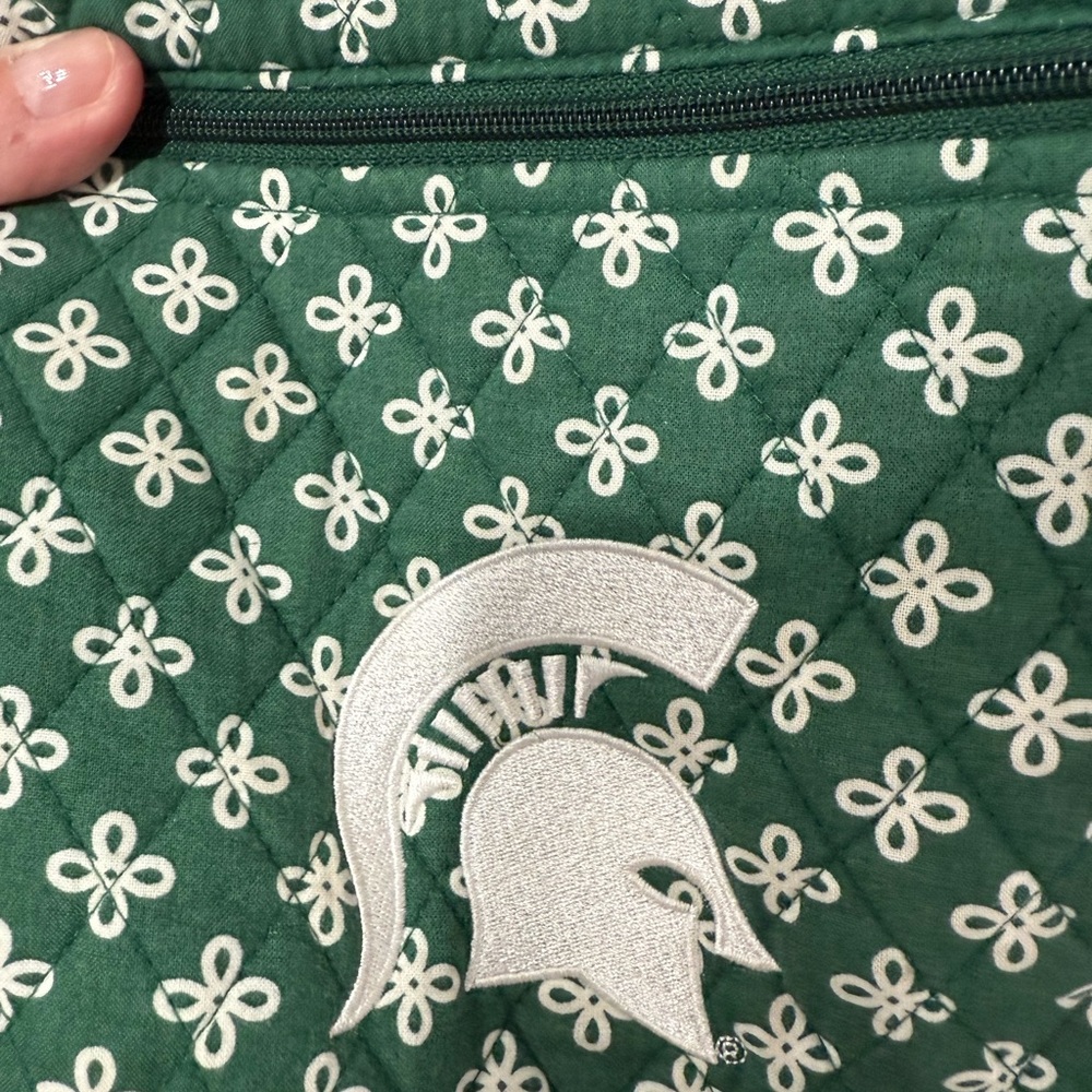 Vera Bradley Michigan state logo Stylish Green Patterned Crossbody Bag - Picture 6 of 10